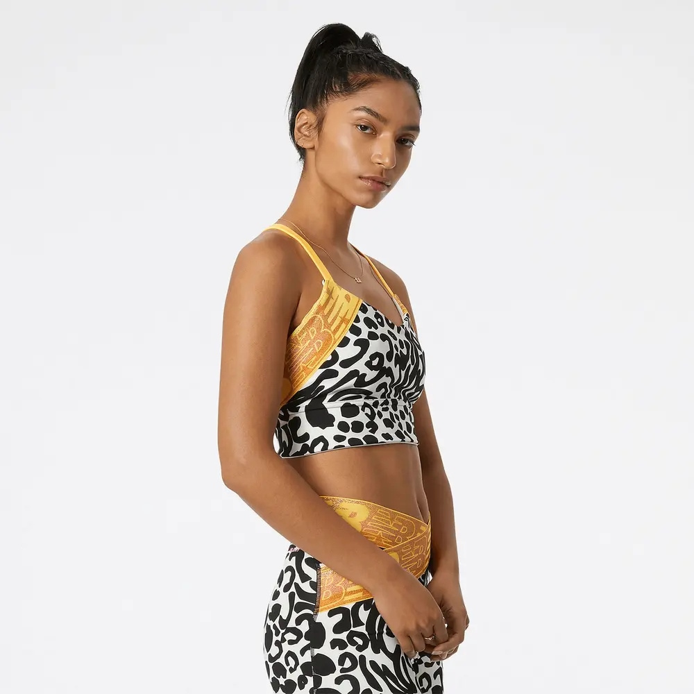 New Balance biustonosz TOP RELENTLESS PRINTED CROP BRA BKW WB21176BKW