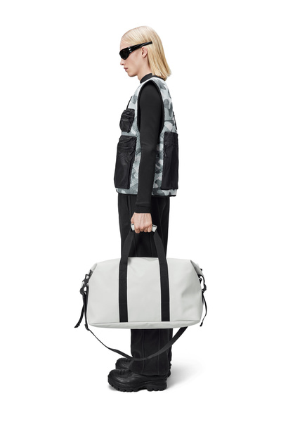 Rains Reisetasche 27x52x26 cm 37 L 14200 45 ASH