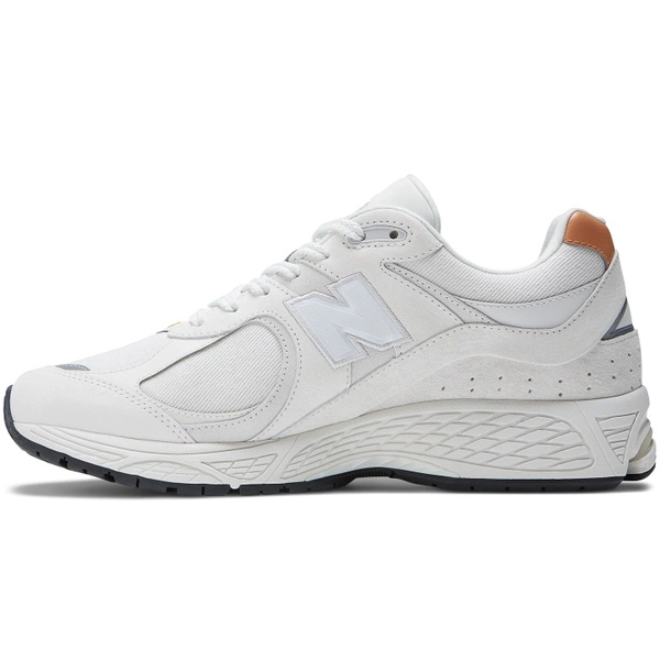 New Balance unisex athletic shoes M2002REC