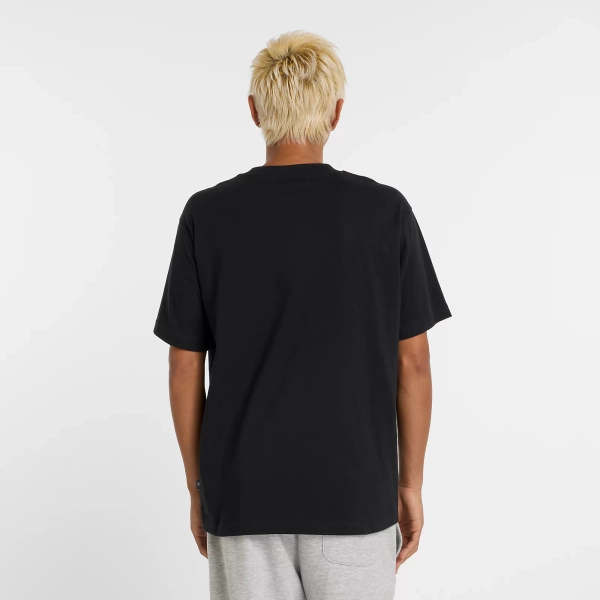 New Balance męska koszulka REIMAGINED GRAPHIC T-SHIRT BK MT51506BK