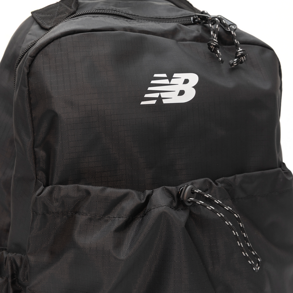 New Balance plecak ESSENTIAL BACKPACK BK LAB51900BK