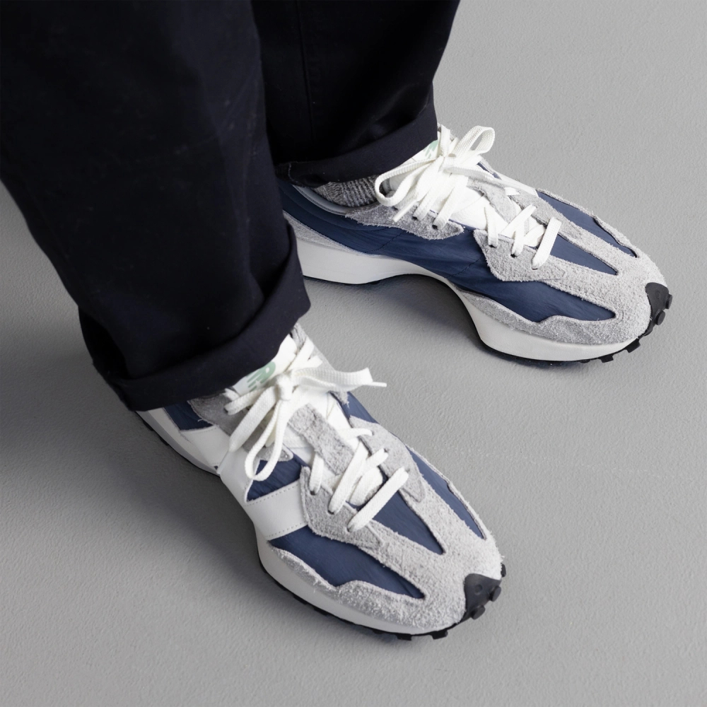 New Balance men's sports shoes MS327CZ