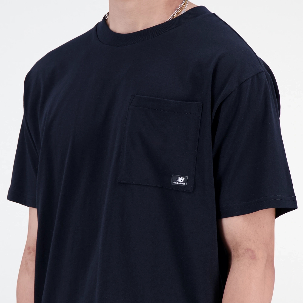 New Balance Herren-T-Shirt ESSENTIALS REIMAGINED COTT BK MT31542BK