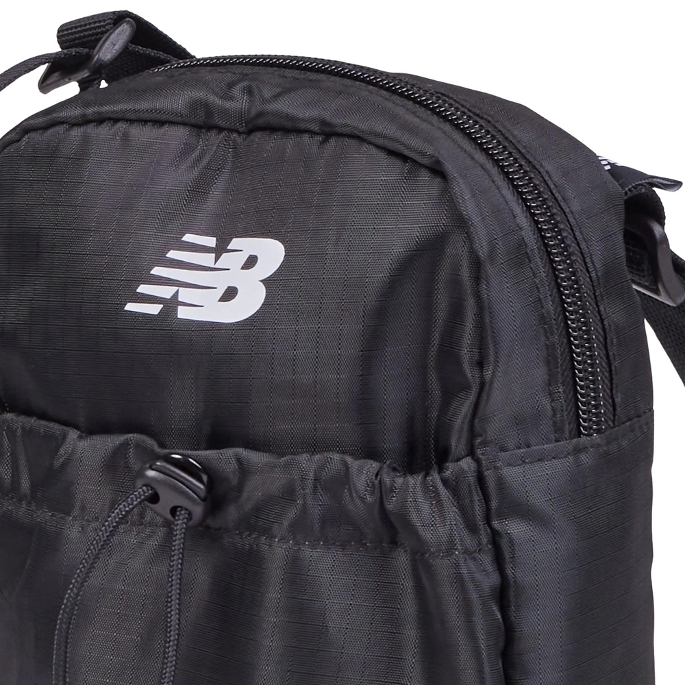 New Balance saszetka ESSENTIAL SLING BAG BK LAB51901BK