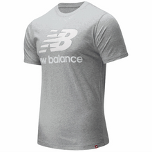 New Balance Kurzarm-T-Shirt Essentials Stacked Logo T AG MT01575AG