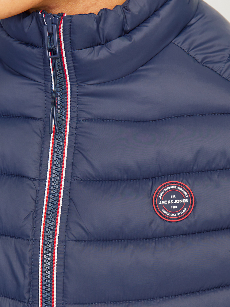 Jack & Jones unten ärmellos JJEMULTI BODYWARMER COLLAR NOOS 12258457 NAVY BLAZER/TRUE RED