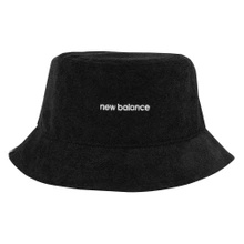 New Balance kapelusz TERRY LIFESTYLE BUCKET HAT BK LAH21108BK