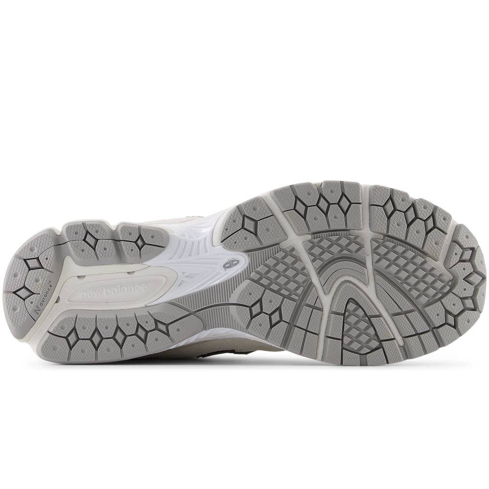 New Balance men's athletic shoes M2002WC